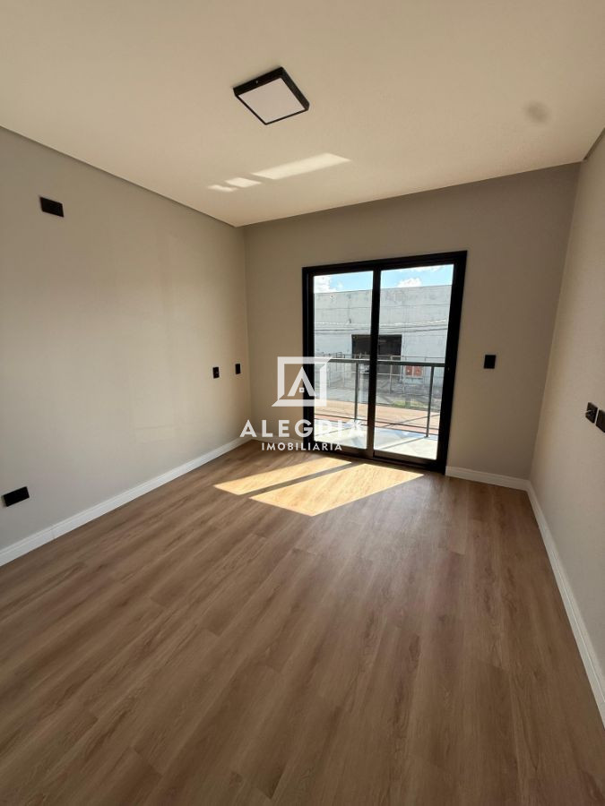 Triplex Alto Padrão Contendo 03 Dormitórios Sendo 01 Suites e Terraço em São José dos Pinhais