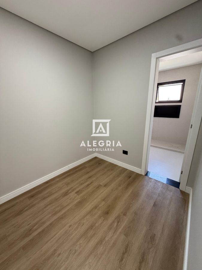 Triplex Alto Padrão Contendo 03 Dormitórios Sendo 01 Suites e Terraço em São José dos Pinhais