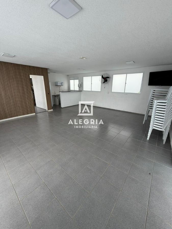 Lindo Apartamento no bairro Colonia Rio Grande em São José dos Pinhais em São José dos Pinhais