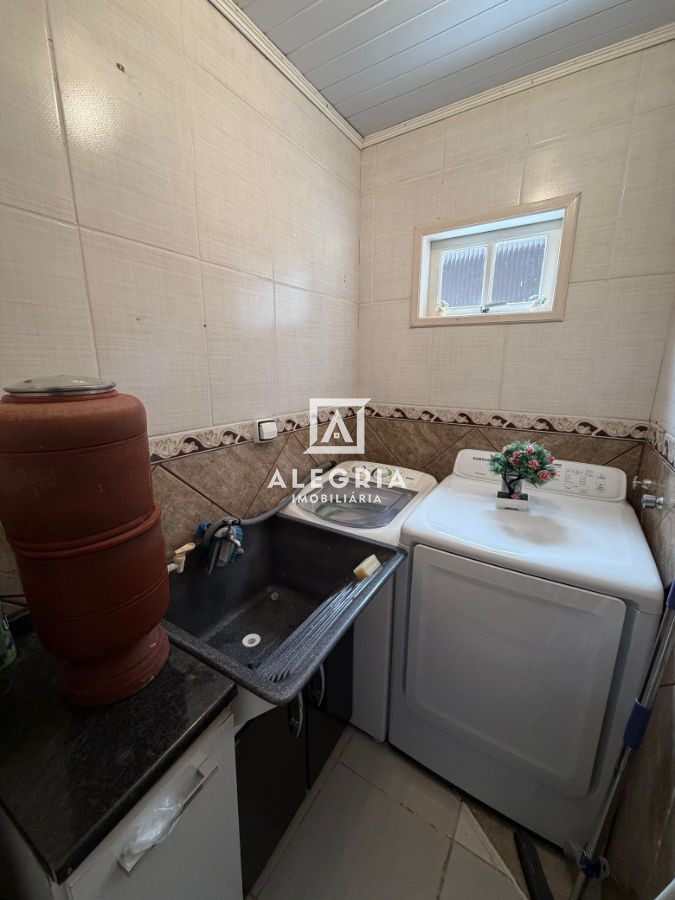 Linda Casa no bairro Jardim Cruzeiro em São José dos Pinhais