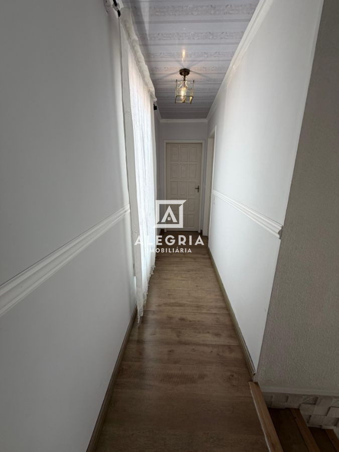 Linda Casa no bairro Jardim Cruzeiro em São José dos Pinhais