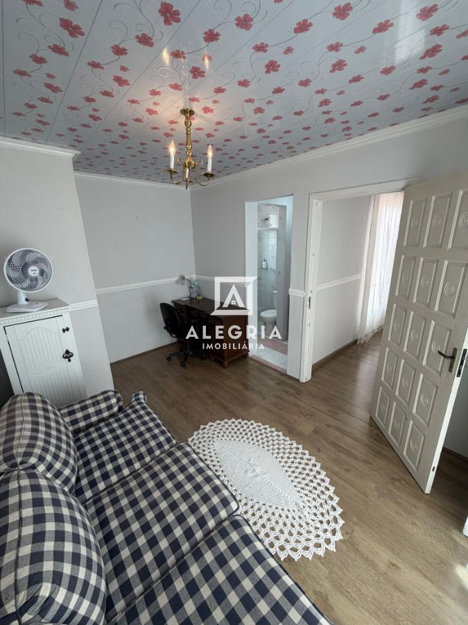 Linda Casa no bairro Jardim Cruzeiro em São José dos Pinhais