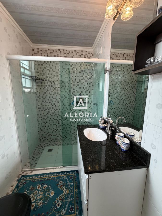 Linda Casa no bairro Jardim Cruzeiro em São José dos Pinhais