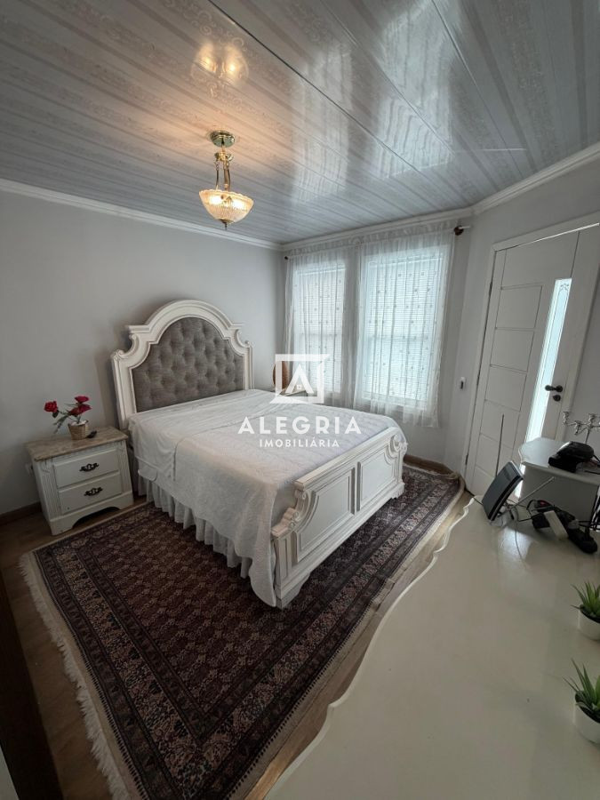 Linda Casa no bairro Jardim Cruzeiro em São José dos Pinhais