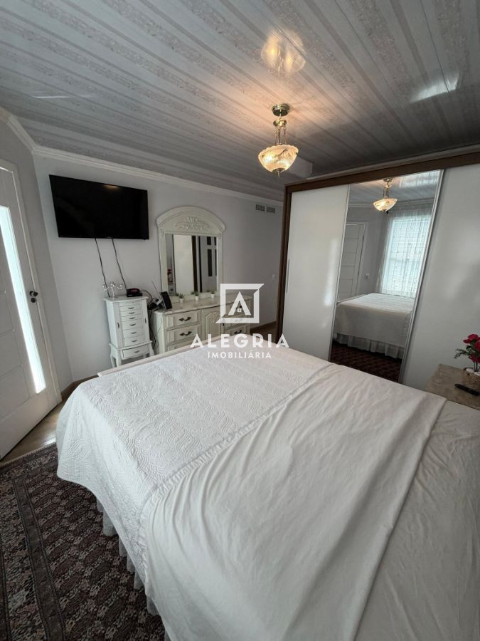 Linda Casa no bairro Jardim Cruzeiro em São José dos Pinhais