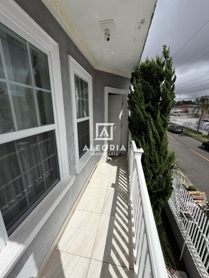 Linda Casa no bairro Jardim Cruzeiro em São José dos Pinhais