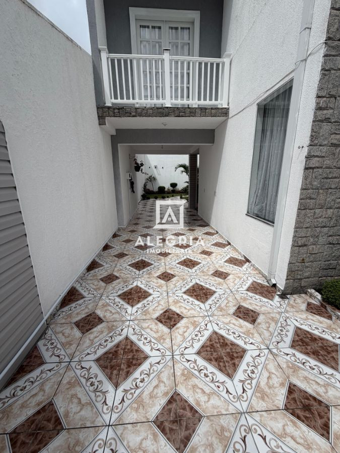 Linda Casa no bairro Jardim Cruzeiro em São José dos Pinhais