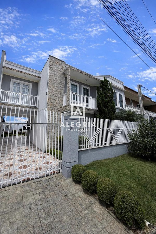 Linda Casa no bairro Jardim Cruzeiro em São José dos Pinhais