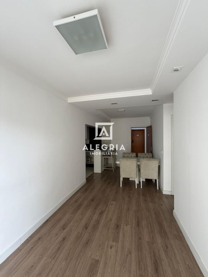 Lindo Apartamento Semi Mobiliado Contendo 02 Dormitórios no Centro em São José dos Pinhais