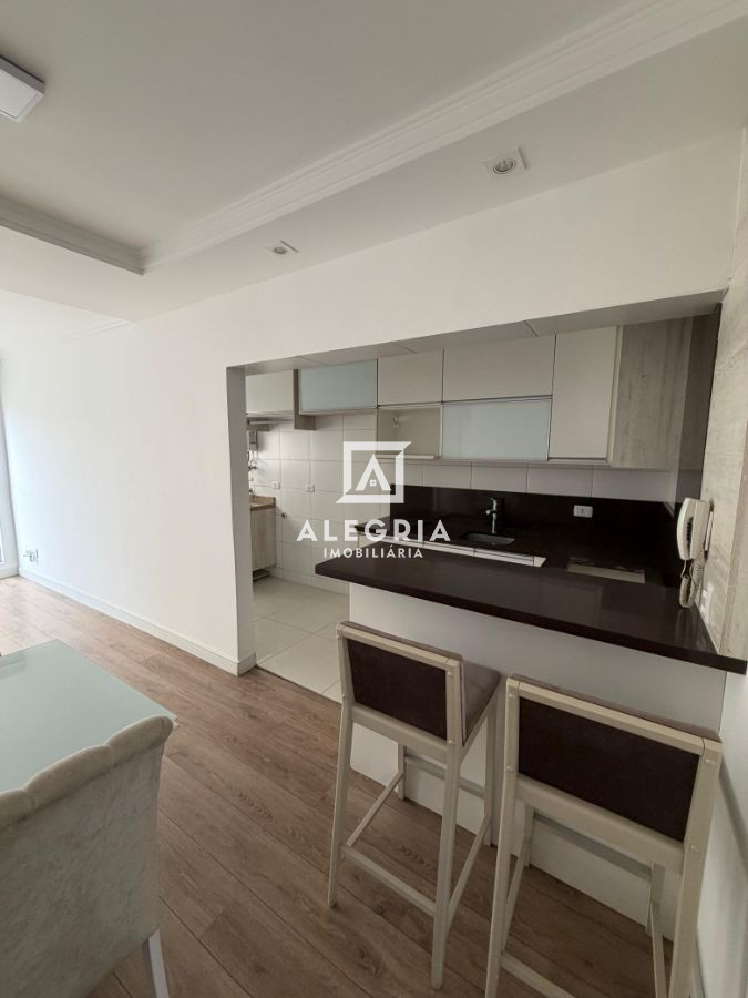 Lindo Apartamento Semi Mobiliado Contendo 02 Dormitórios no Centro em São José dos Pinhais