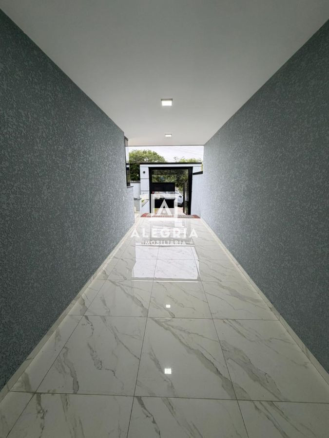 Linda Casa no bairro São Domingos em São José dos Pinhais