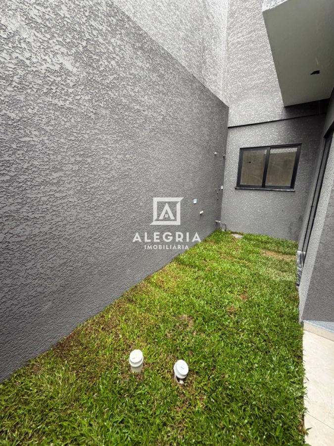 Lindo Sobrado no Uberaba em Curitiba