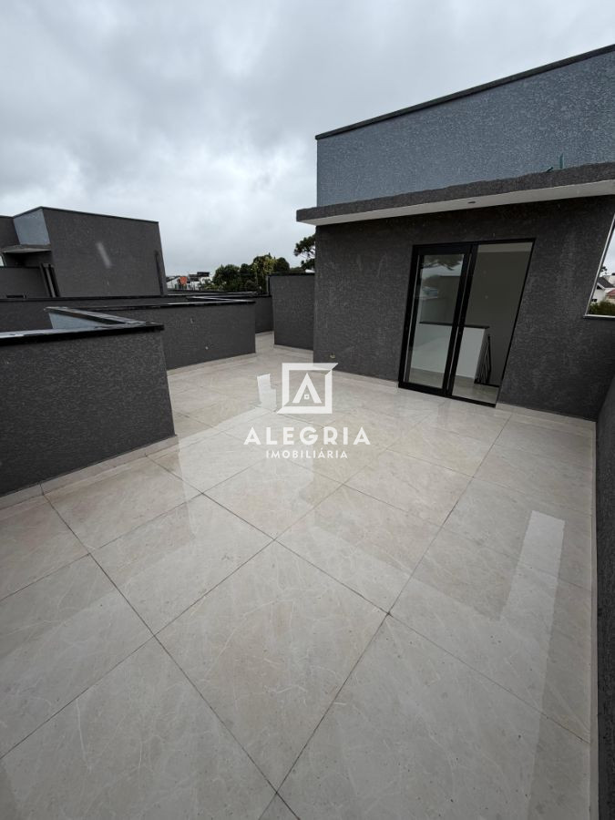 Lindo Sobrado no Uberaba em Curitiba