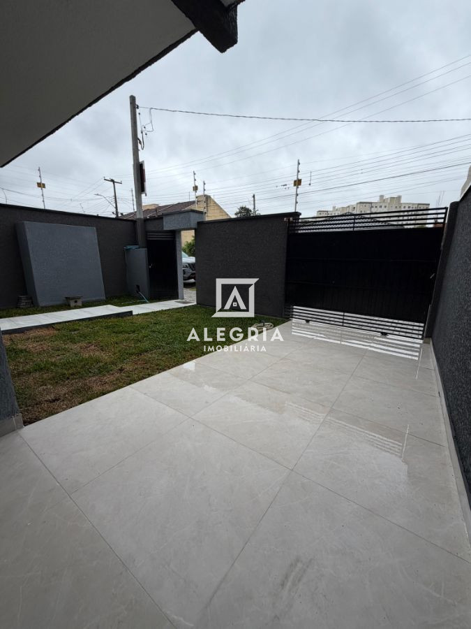 Lindo Sobrado no Uberaba em Curitiba