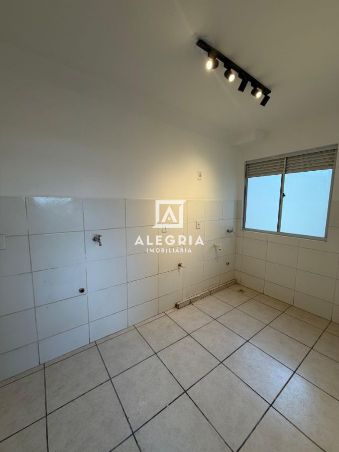 Lindo Apartamento Contendo 02 Dormitórios no Bairro Guatupe em São José dos Pinhais