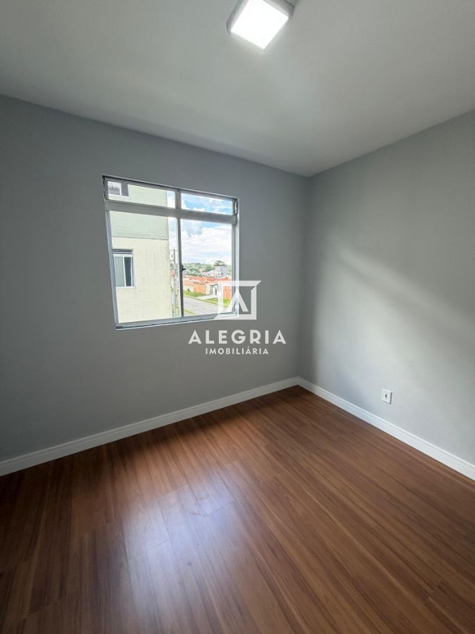 Lindo Apartamento Contendo 02 Dormitórios no Bairro Guatupe em São José dos Pinhais