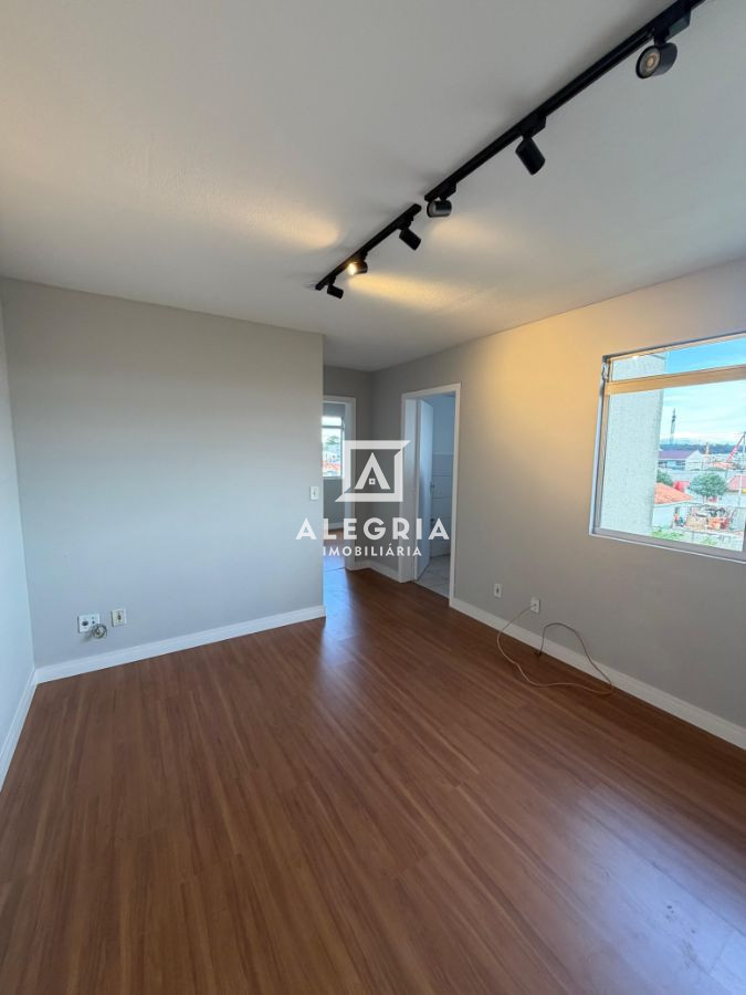 Lindo Apartamento Contendo 02 Dormitórios no Bairro Guatupe em São José dos Pinhais