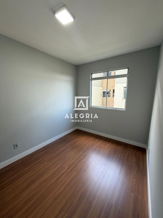 Lindo Apartamento Contendo 02 Dormitórios no Bairro Guatupe em São José dos Pinhais