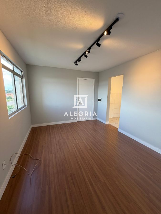 Lindo Apartamento Contendo 02 Dormitórios no Bairro Guatupe em São José dos Pinhais