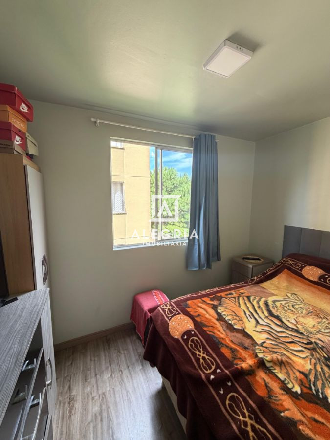 Lindo Apartamento Contendo 02 Dormitórios na Colonia Rio Grande em São José dos Pinhais