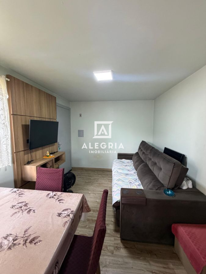 Lindo Apartamento Contendo 02 Dormitórios na Colonia Rio Grande em São José dos Pinhais