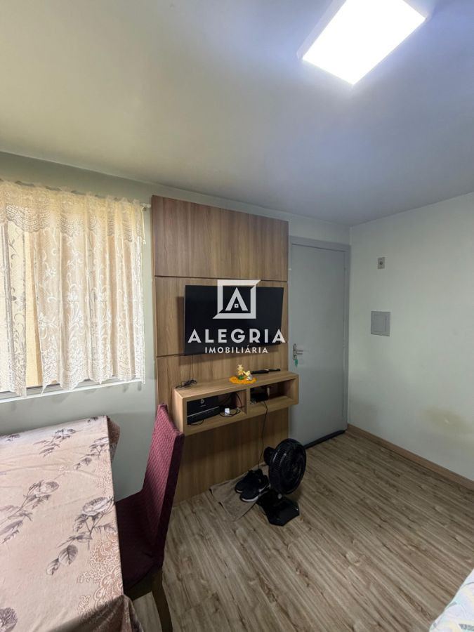 Lindo Apartamento Contendo 02 Dormitórios na Colonia Rio Grande em São José dos Pinhais