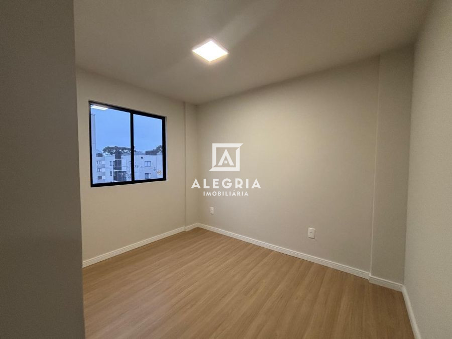 Lindo apartamento no Condomínio Vittace Alameda no bairro Costeira em São José dos Pinhais