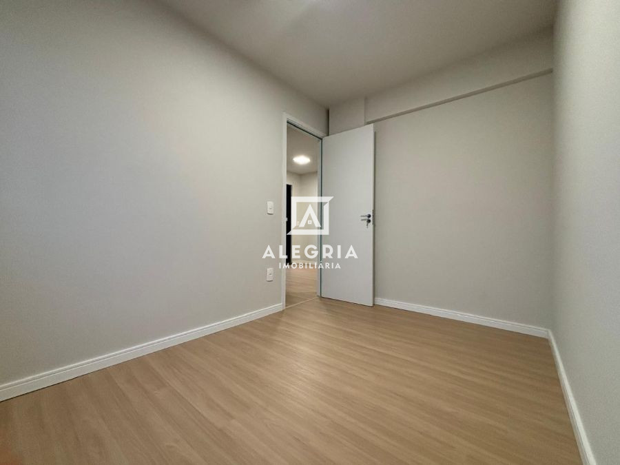 Lindo apartamento no Condomínio Vittace Alameda no bairro Costeira em São José dos Pinhais
