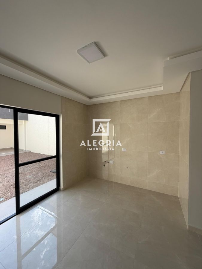 Lindo Sobrado Contendo 03 Dormitórios Sendo 01 Suite com Edicula no Afonso Pena em São José dos Pinhais