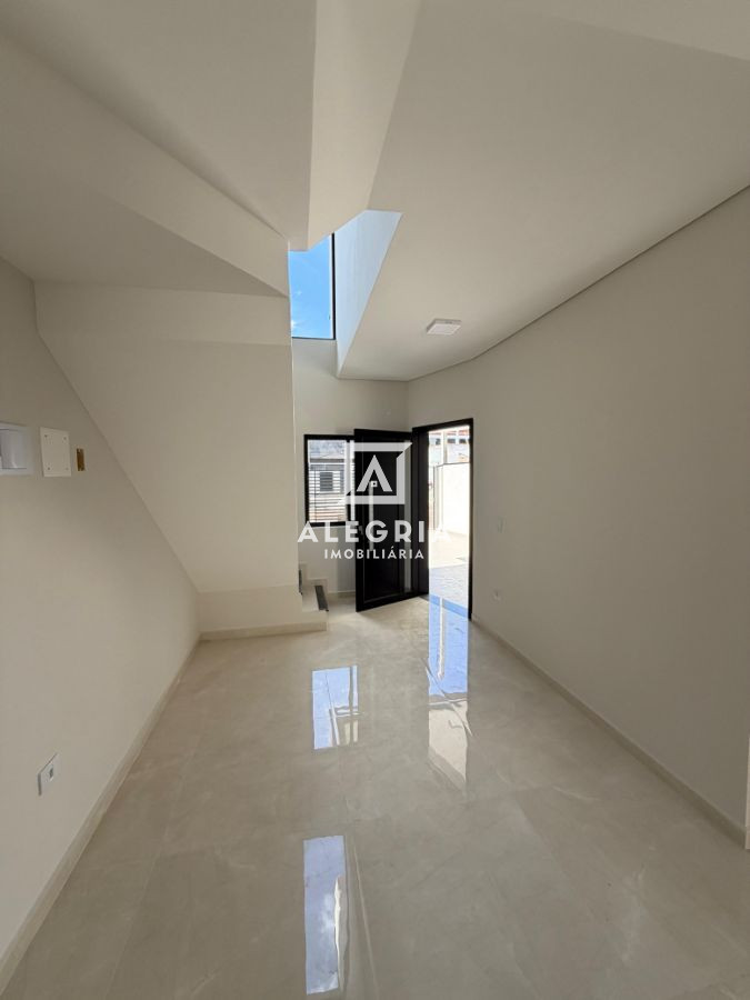 Lindo Sobrado Contendo 03 Dormitórios Sendo 01 Suite com Edicula no Afonso Pena em São José dos Pinhais