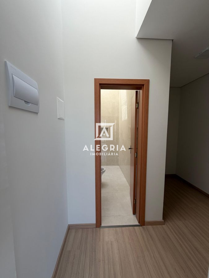 Lindo Sobrado Contendo 03 Dormitórios Sendo 01 Suite com Edicula no Afonso Pena em São José dos Pinhais