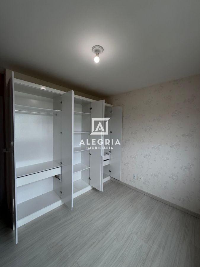 Lindo Apartamento Semi Mobiliado Contendo 03 Dormitórios no Afonso Pena em São José dos Pinhais