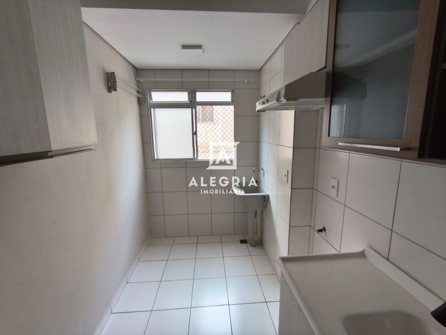 lindo apartamento 2 Dormitórios com sacada no bairro Colonia Rio Grande em São José dos Pinhais