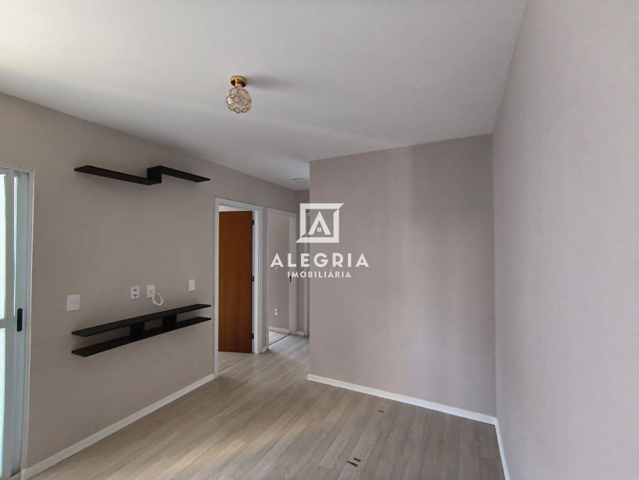 lindo apartamento 2 Dormitórios com sacada no bairro Colonia Rio Grande em São José dos Pinhais