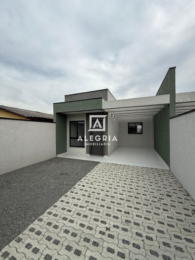 Belissima Casa a Venda Contendo 03 Dormitórios e Edicula no Jardim Cruzeiro em São José dos Pinhais