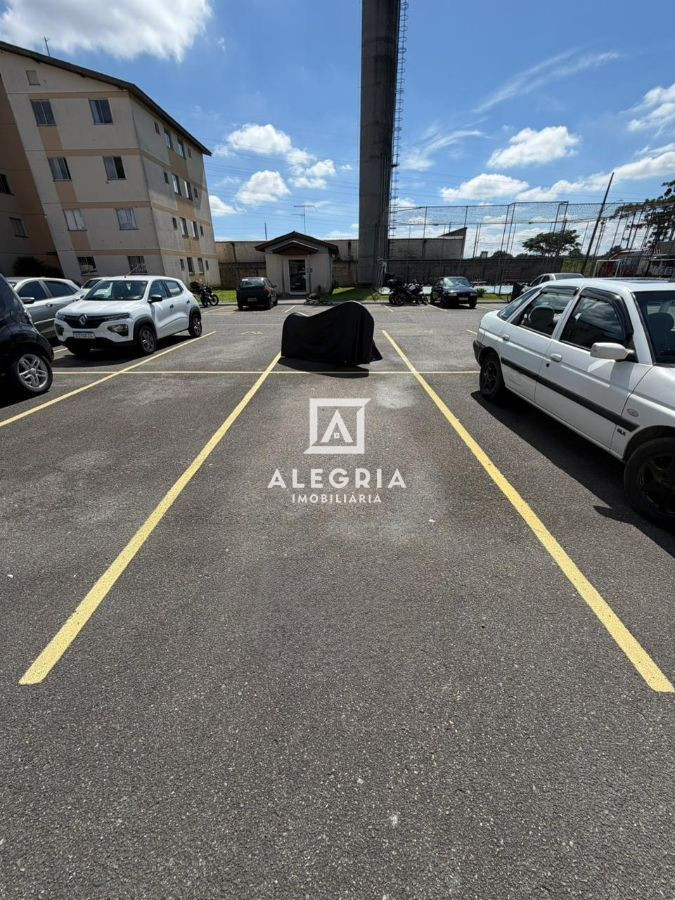 Apartamento no bairro Iná em São José dos Pinhais em São José dos Pinhais