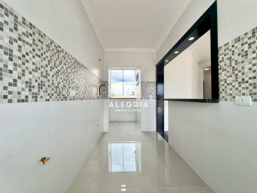 Lindo Apartamento Contendo 02 Dormitórios no Bairro Costeira em São José dos Pinhais