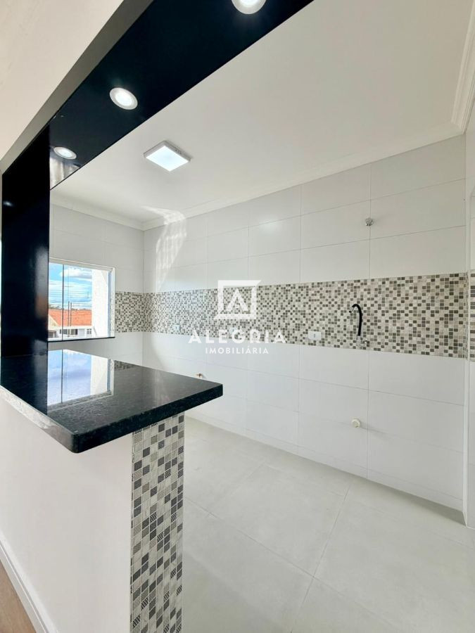Lindo Apartamento Contendo 02 Dormitórios no Bairro Costeira em São José dos Pinhais