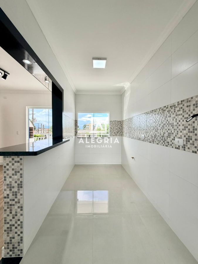 Lindo Apartamento Contendo 02 Dormitórios no Bairro Costeira em São José dos Pinhais