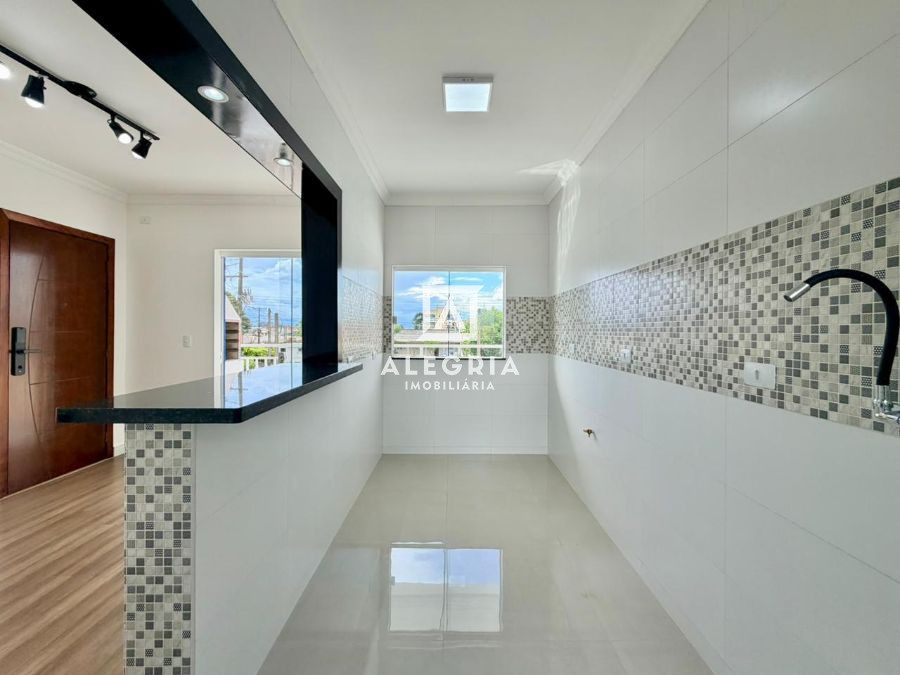 Lindo Apartamento Contendo 02 Dormitórios no Bairro Costeira em São José dos Pinhais