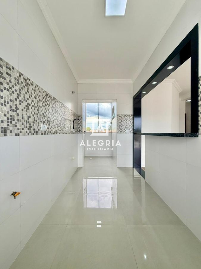 Lindo Apartamento Contendo 02 Dormitórios no Bairro Costeira em São José dos Pinhais