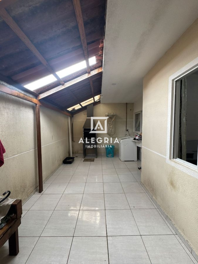 Ótima Residência em Condominio Fechado no Campo Largo da Roseira em São José dos Pinhais