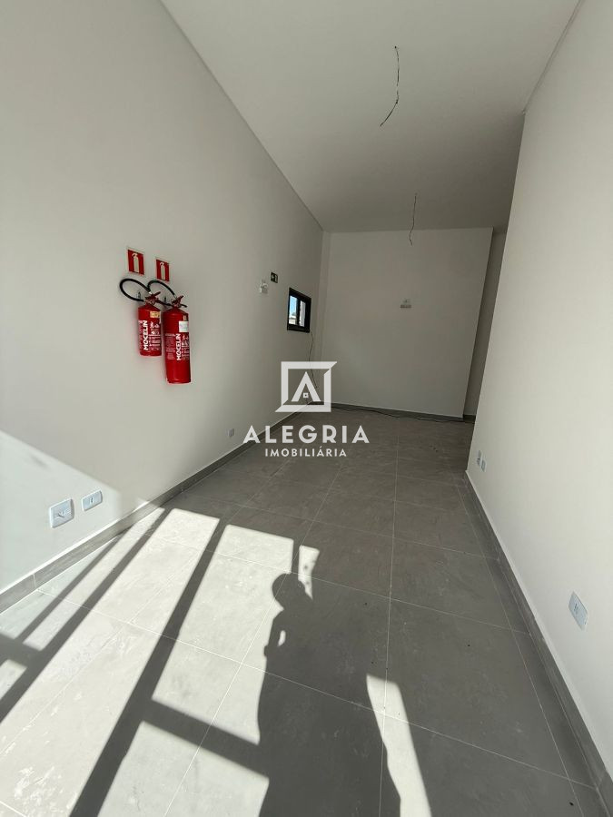 Excelente Sala comercial à venda no Bairro Bom Jesus em São José dos Pinhais