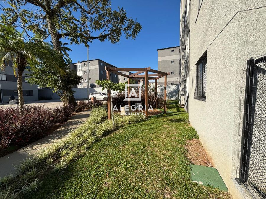 Lindo apartamento no Condomínio Vittace Alameda no bairro Costeira em São José dos Pinhais