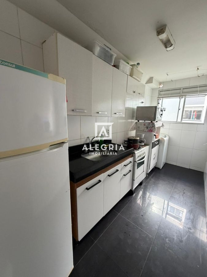 Lindo Apartamento Contendo 02 Dormitórios no Bairro Ina em São José dos Pinhais