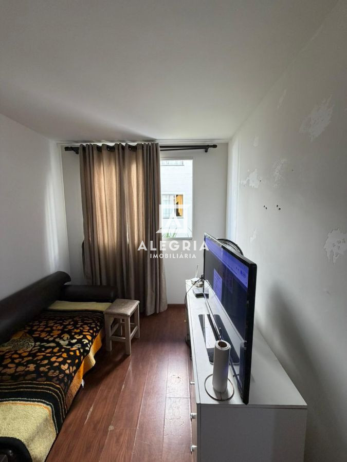 Lindo Apartamento Contendo 02 Dormitórios no Bairro Ina em São José dos Pinhais