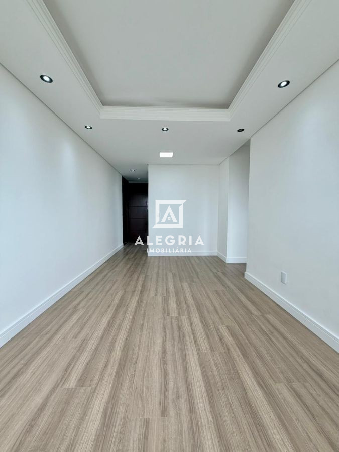 Lindo Apartamento Reformado contendo 02 dormitórios na colonia rio grande em São José dos Pinhais