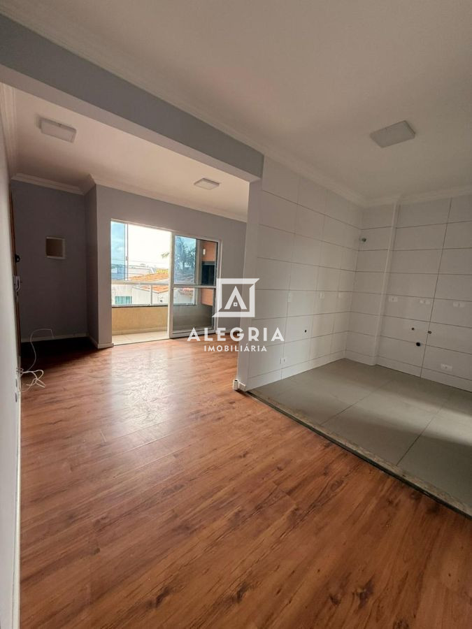 Lindo Apartamento Contendo 03 Dormitórios Sendo 01 Suite na Boneca do Iguaçu em São José dos Pinhais