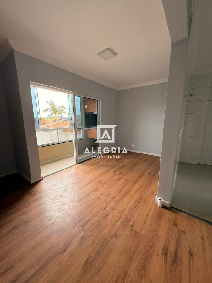 Lindo Apartamento Contendo 03 Dormitórios Sendo 01 Suite na Boneca do Iguaçu em São José dos Pinhais