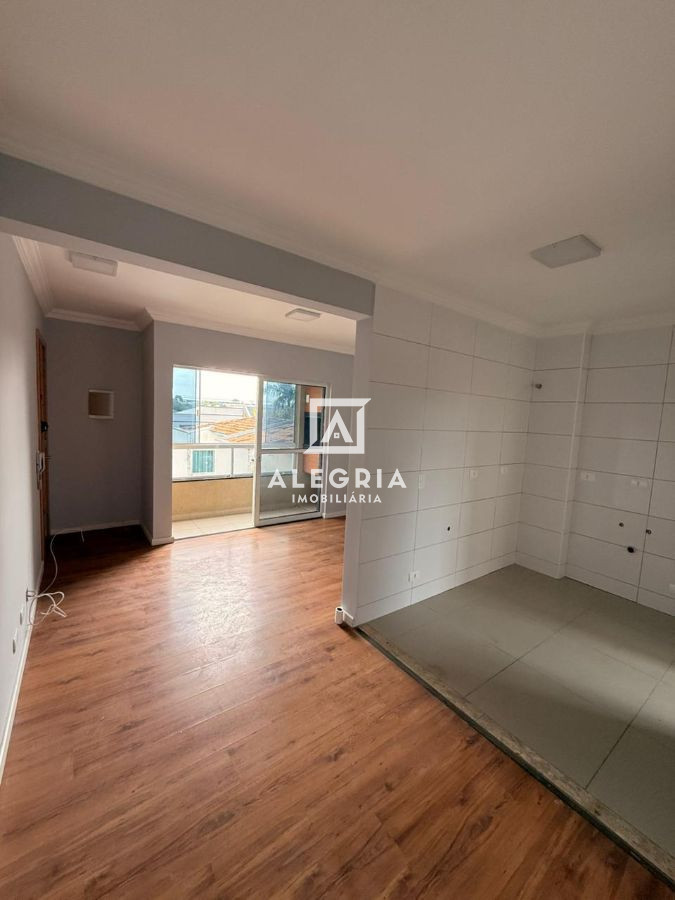 Lindo Apartamento Contendo 03 Dormitórios Sendo 01 Suite na Boneca do Iguaçu em São José dos Pinhais